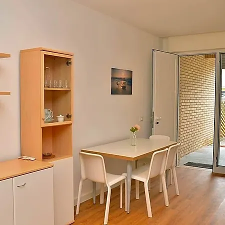Elegant Villa, Near The By Beahost Hotel