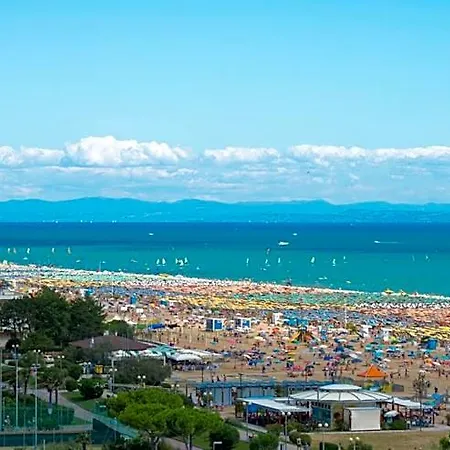 Elegant Villa, Near The By Beahost 3* Bibione