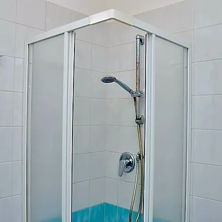 Hotel Elegant Villa, Near The By Beahost 3*